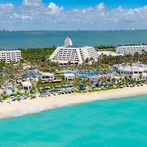 grand-oasis-cancun.quintano-roohotels.com/
